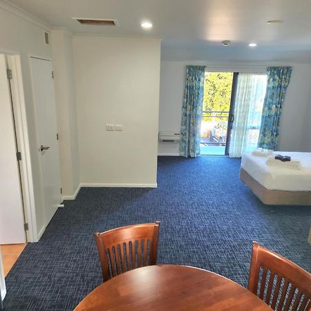 Botany Palms Motel Auckland Bagian luar foto