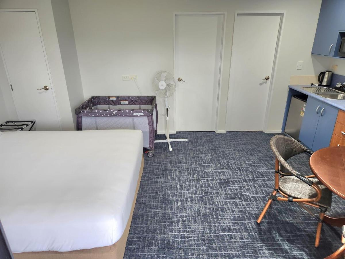 Botany Palms Motel Auckland Bagian luar foto